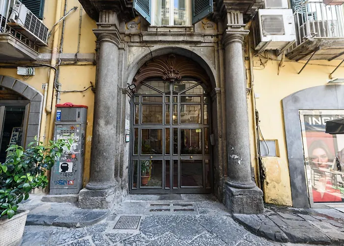 Vico Mastellone 16