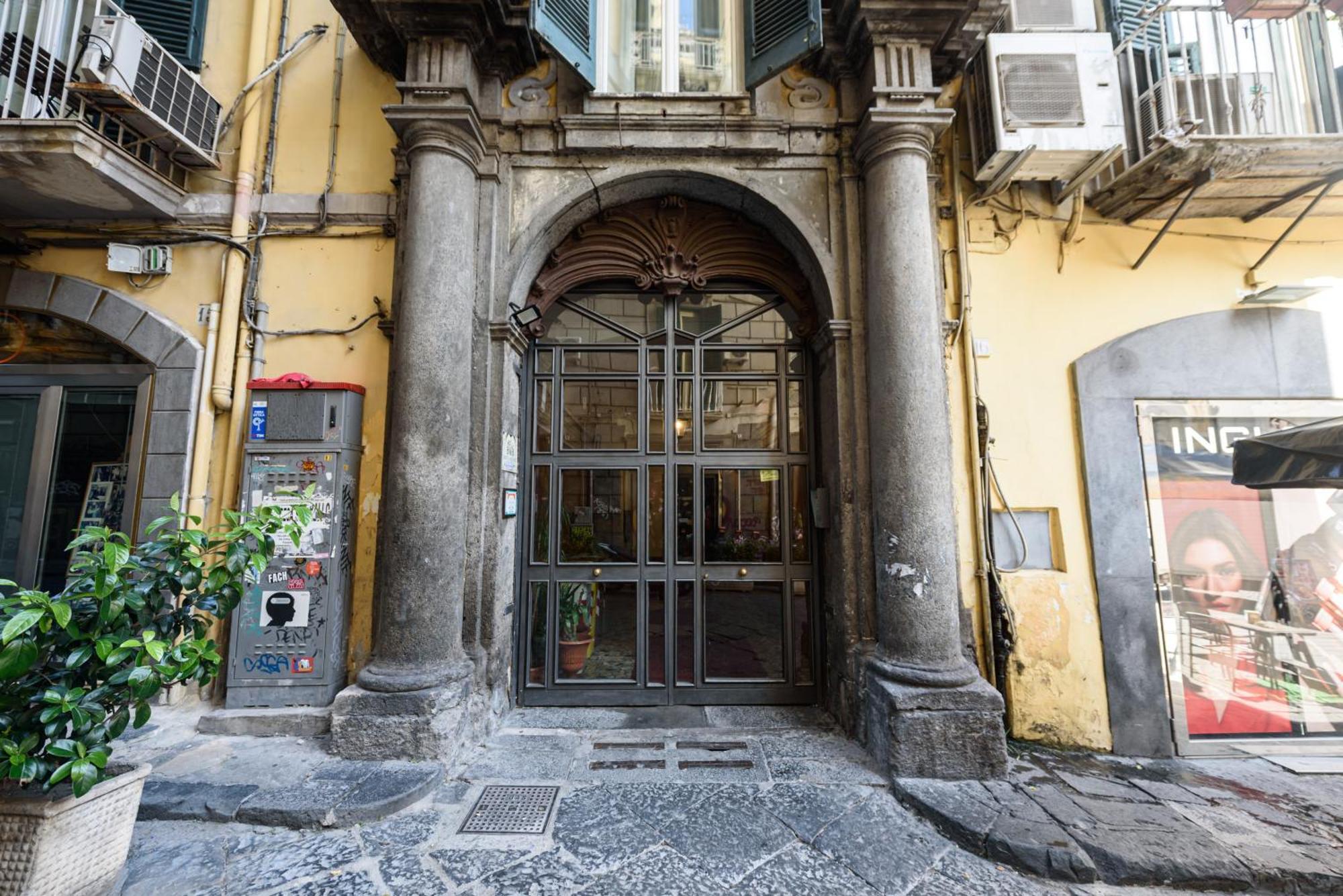 Vico Mastellone 16 Apartment Naples